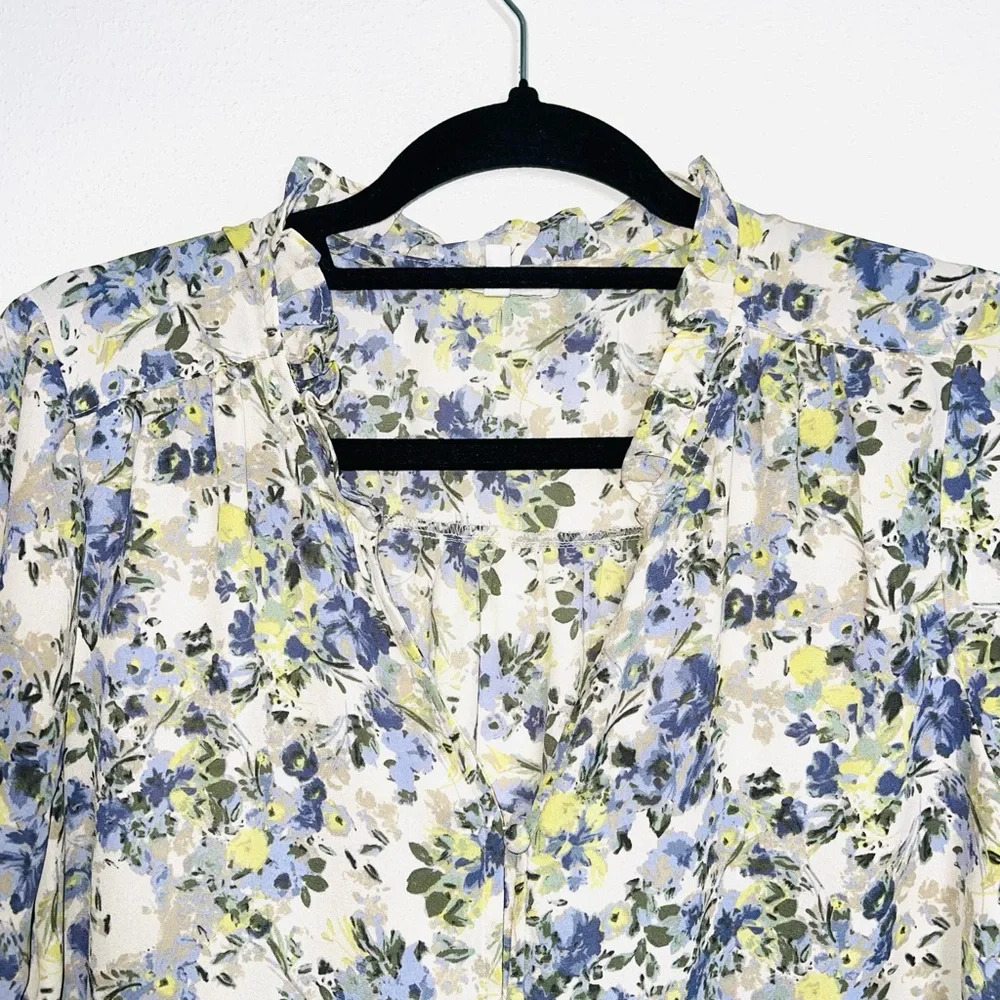 Maurices Cream Multicolor Ditsy Floral Print Ruffle Smock Blouse Small Women’s - Picture 3 of 11
